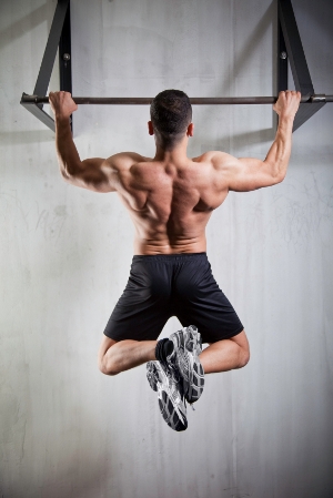 how many pull ups can the average man do